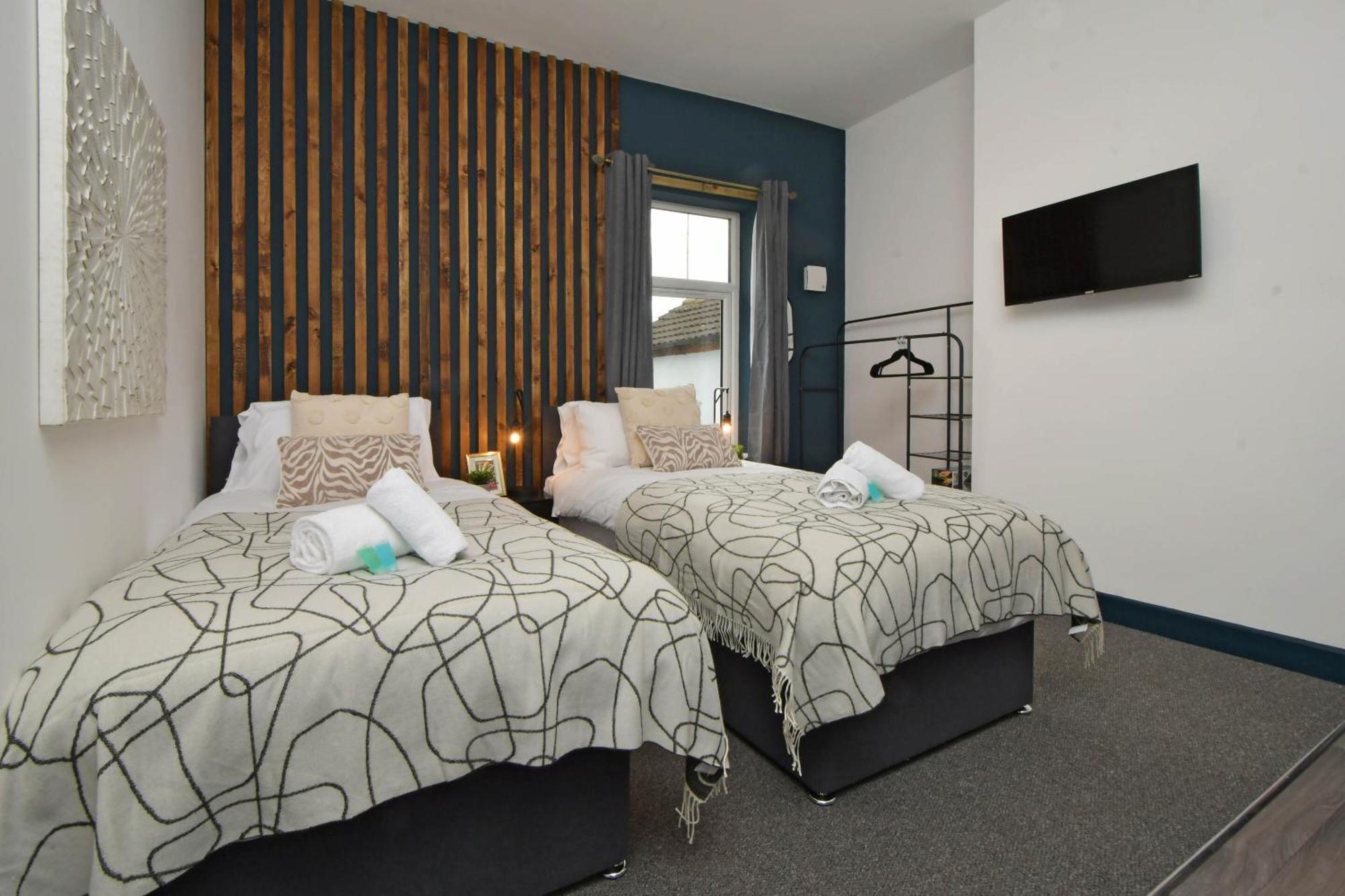 Stay At Shobnall Road Rooms And Studios Burton Exterior photo